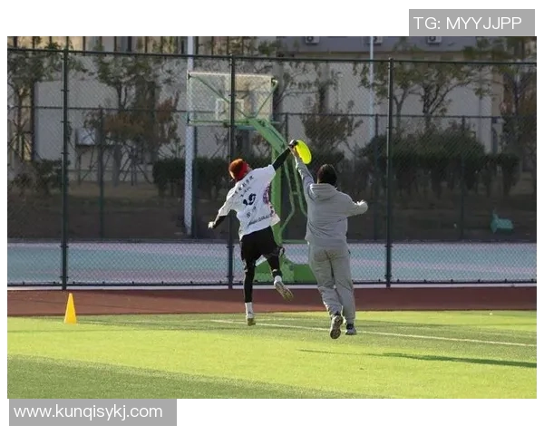 全国街舞大赛特别报道：深圳飞盘队的转型之路